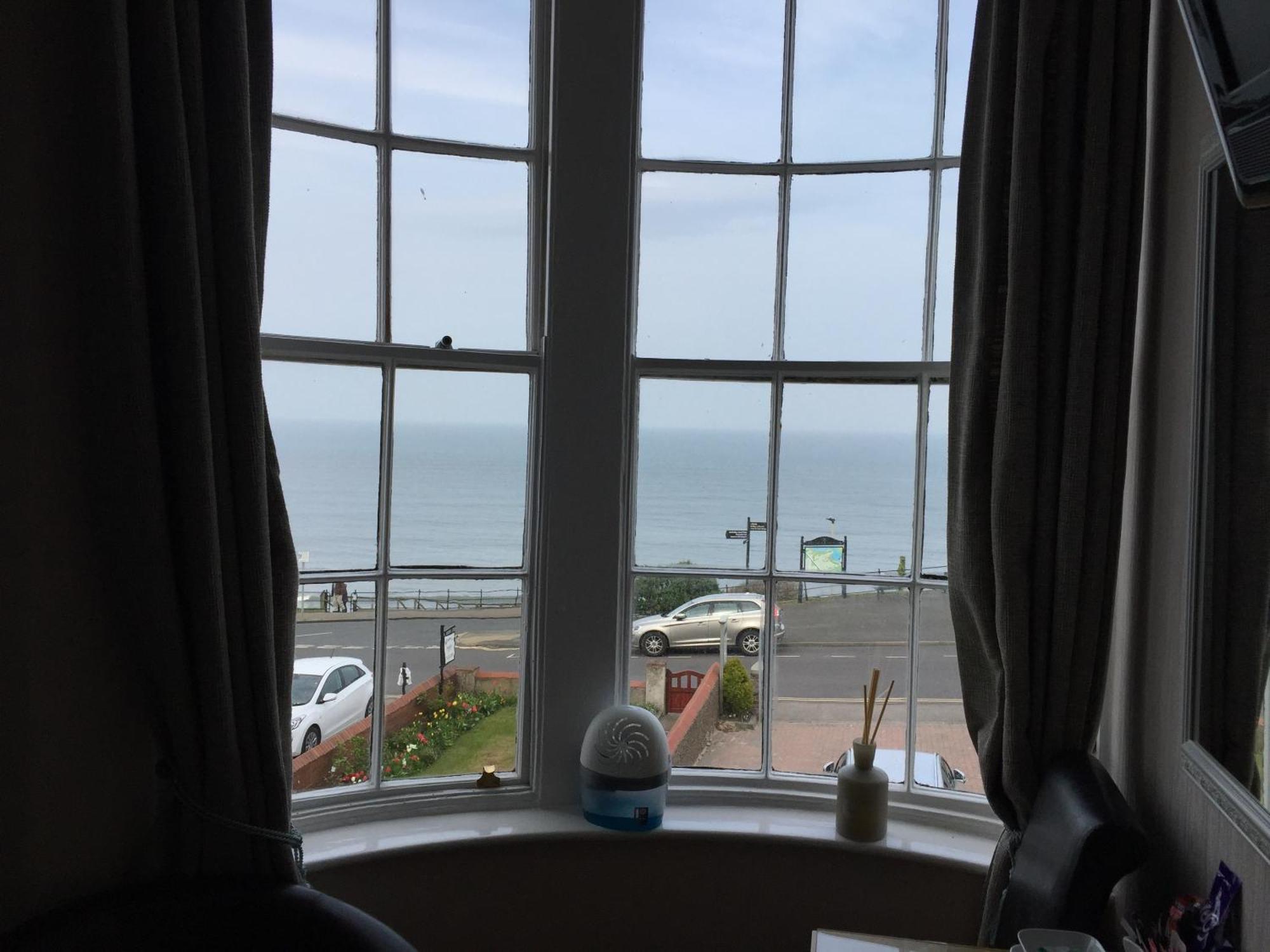 The Leeway Hotel Scarborough Room photo
