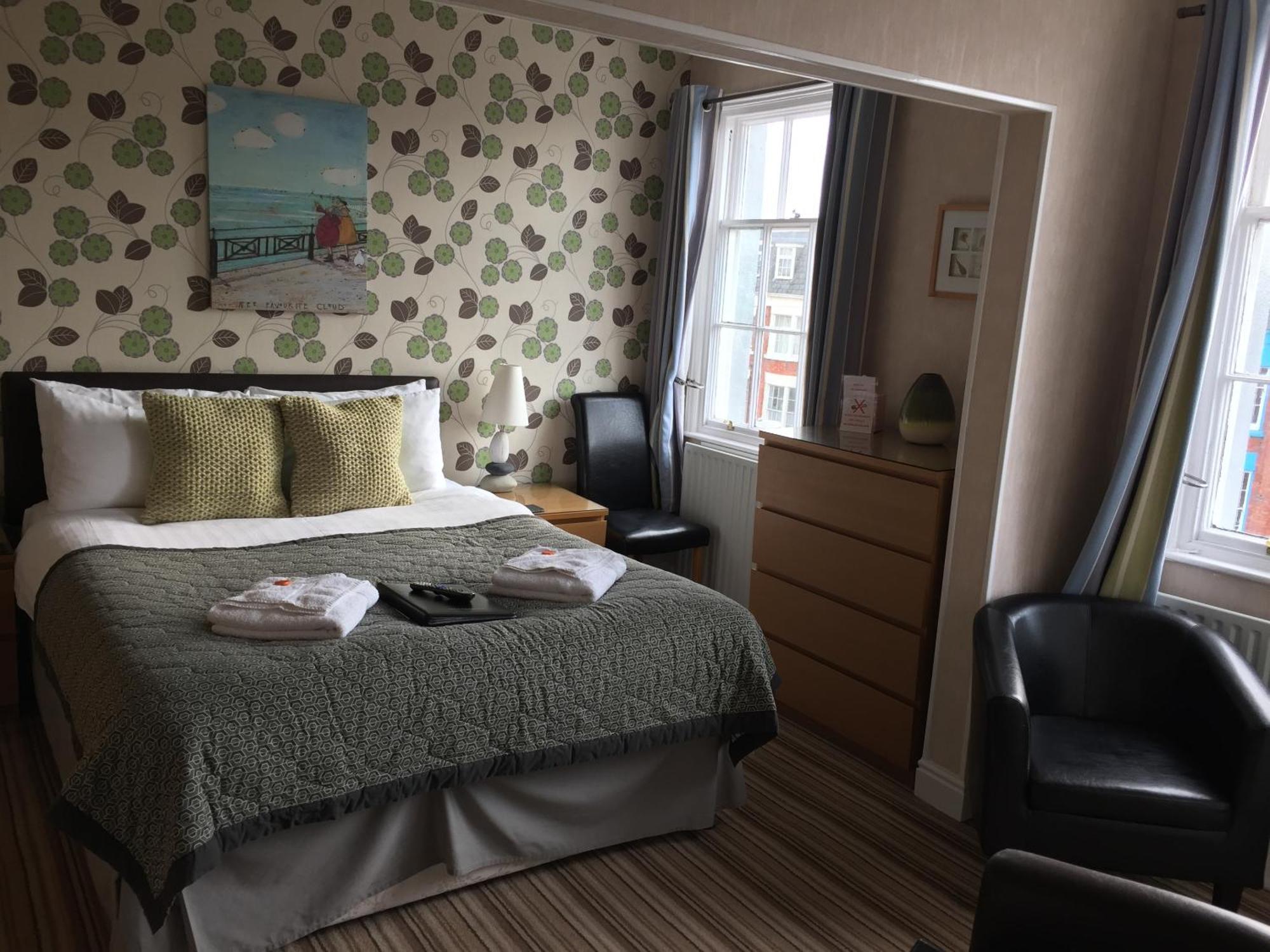 The Leeway Hotel Scarborough Room photo